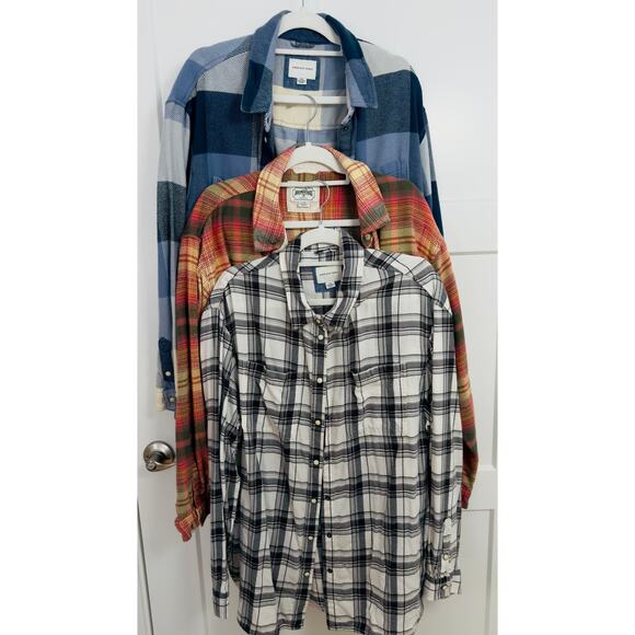 American Eagle Outfitters Tops - Lot of 3 Women’s American Eagle Flannel Button Down Shirts L Large